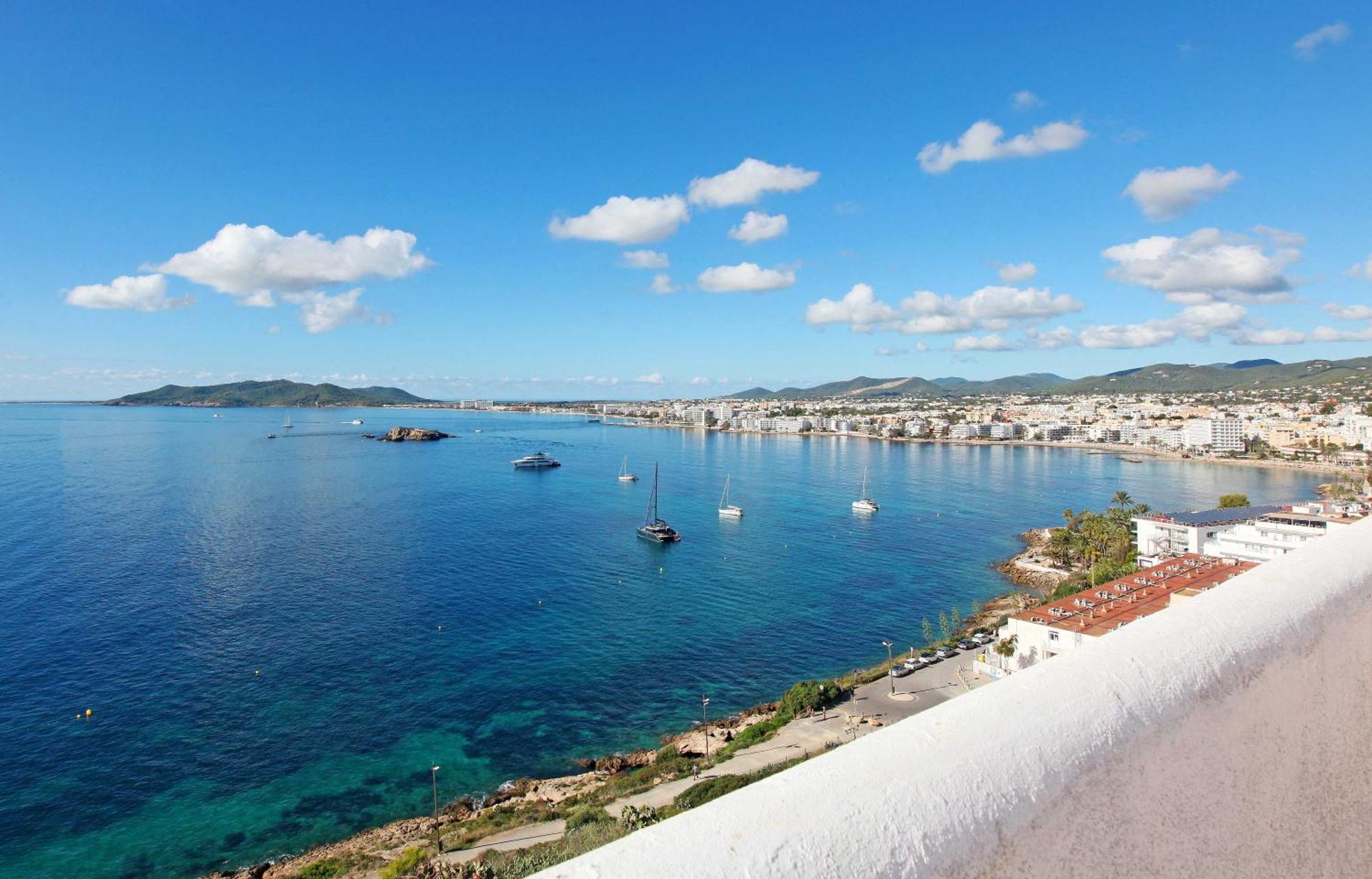 Hostal Marblau Ibiza Exterior photo